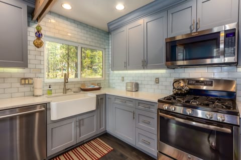 Kitchen - Main Level