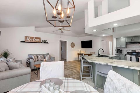 Spacious open-concept kitchen and dining room area