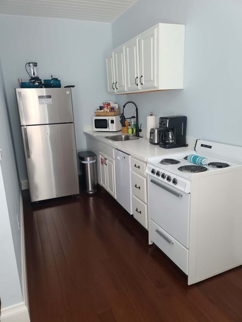 Key West suites full kitchen