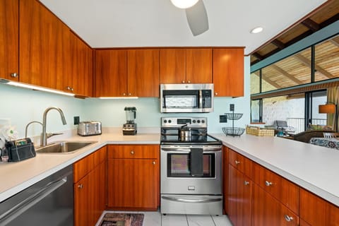 Fully stocked kitchen 