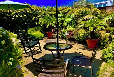 Back Patio with fire pit!