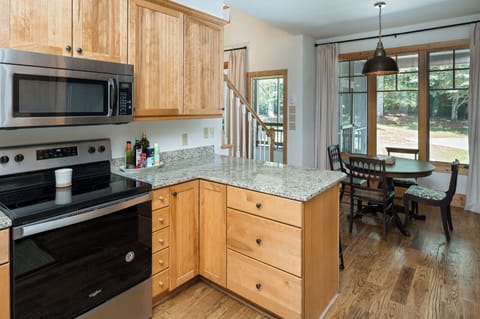 Kitchen and Breakfast Nook