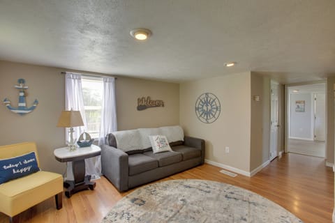 Albany Vacation Rental | 3BR | 1BA | Step-Free Access | 1,000 Sq Ft