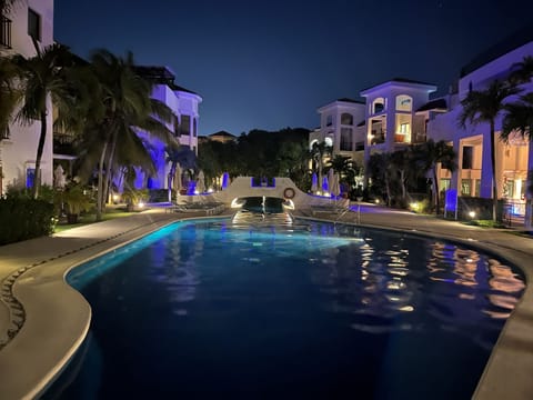 Night view of the pool