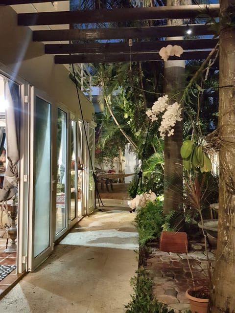 Entrance to apartment. 