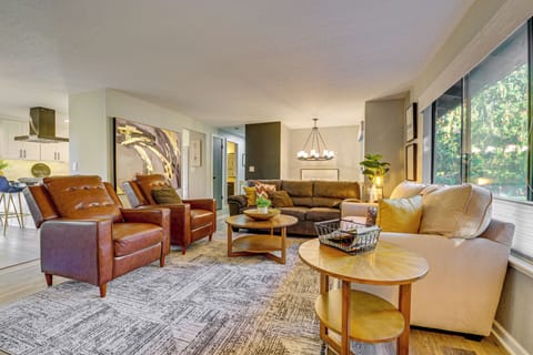 Mount Vernon Vacation Rental | 4BR | 2.5BA | Stairs Required | 2,096 Sq Ft