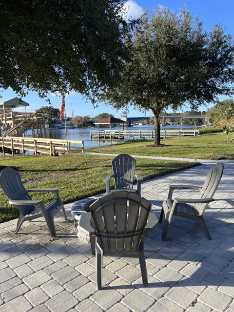 Paver deck with fire pit
