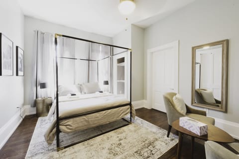 The Telfair Room is a private upstairs bedroom.