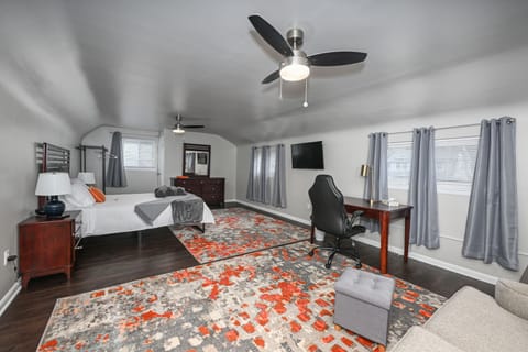 Bedroom 3 - 2nd floor, King bed, TV, dresser, lamps, alarm clock, USB charger