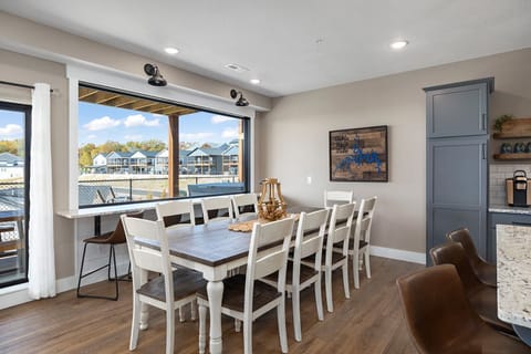 Plenty of dining seating for the whole group