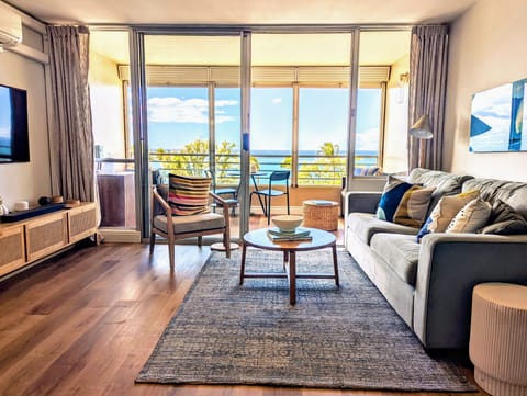 Living room with panoramic views of the ocean