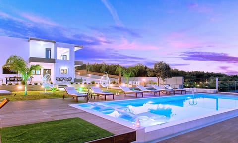 Stavento Suite | HotelPraxis Group