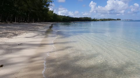 Mon Choisy beach