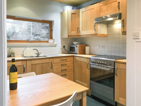 Kitchen | Tigh Beag, Newtonmore