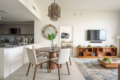 Plenty of natural light in a modern and exclusive open concept decoration.