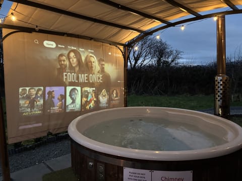 Hot Tub & Cinema