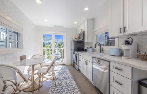 Welcome to our designer garden cottage in beautiful West Seattle!