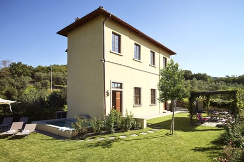 Building Exterior, Garden, Outdoor, Pool