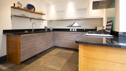 Kitchen, Spring Barn, Bolthole Retreats