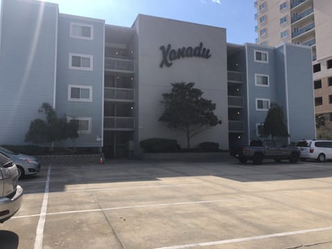 Xanadu Unit B2