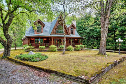 Needlepine Lodge of Sapphire Valley