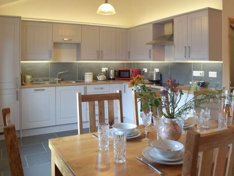 Kitchen/diner | Caws Cottage, Lancych, near Cenarth