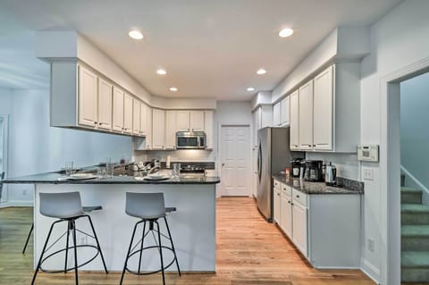 Kitchen | Spices | Coffee Makers | Blender | Crockpot | Toaster | Cooking Basics