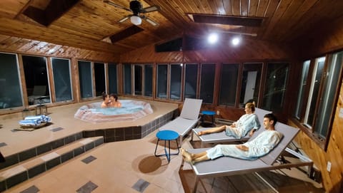 Indoor spa tub