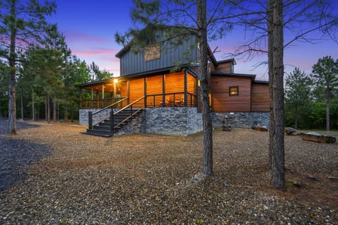 Knot Sorry - Luxury Lodge that sleeps 22!