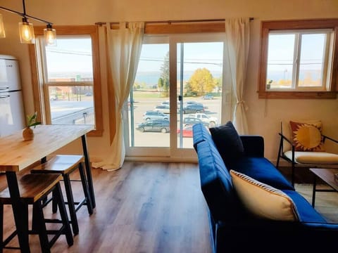 885705b0-2b27-4cd6-a12e-b2d541c32b41