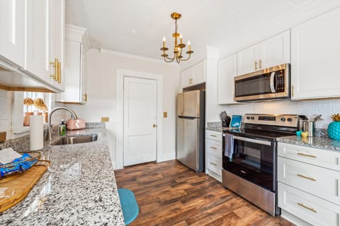 Beautiful stainless appliances & granite countertops :)