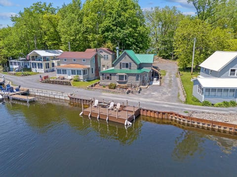 43_250 pine grove rd-41