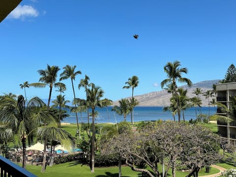 Welcome to the Maui Sunset! - view from B410 Lanai