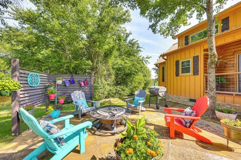 Hot Springs Vacation Rental | 1BR | 1BA | 800 Sq Ft | Steps Required to Access