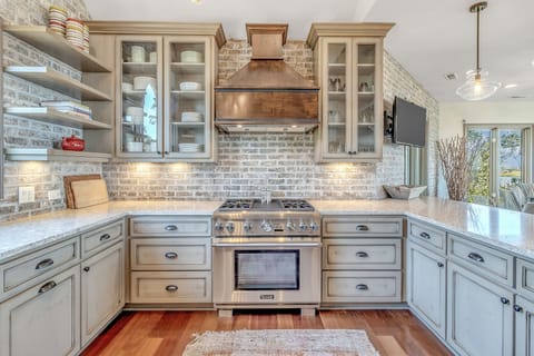 And beautiful craftsmanship throughout.