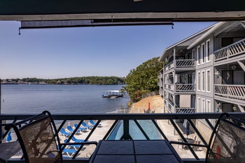 LAKEOZARKVACATION.COM