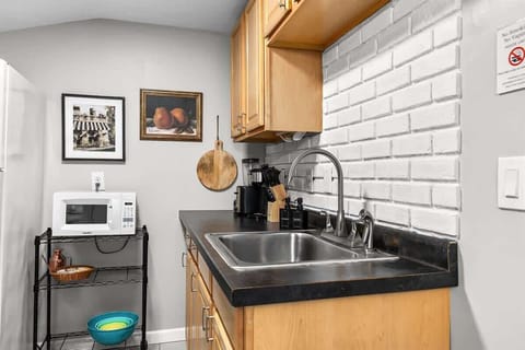 With a selection of essential appliances and utensils at your disposal, you'll have everything necessary to craft delectable culinary creations.