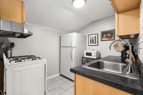 With a comprehensive array of essential appliances and utensils, you'll discover everything you require to craft mouthwatering culinary creations.