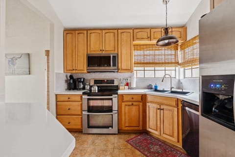 Enjoy new appliances and plenty of storage