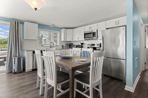 Fully-equipped kitchen