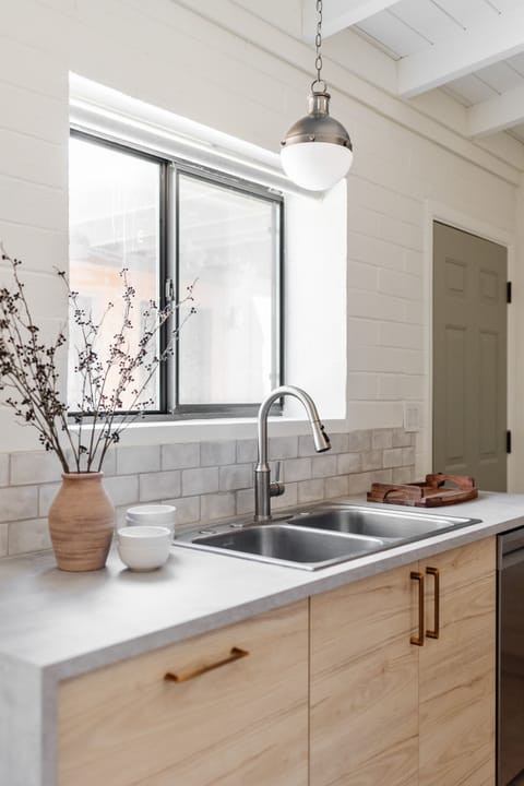 Our open kitchen fuses style and modern convenience. 