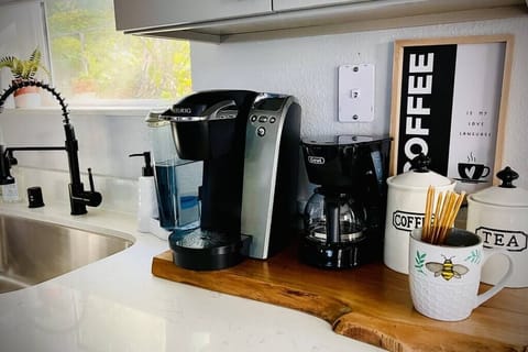 kitchen- coffee & tea station