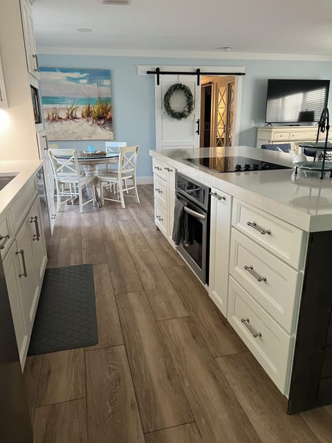 Kitchen Island great room