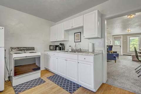 We have a fully equipped kitchen. Along with many other products and appliances, we also offer a refrigerator, microwave, stove, coffee machine, and more!