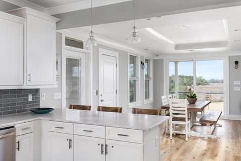 Kitchen - Fully Stocked Kitchen, Breakfast Bar Seating For 3