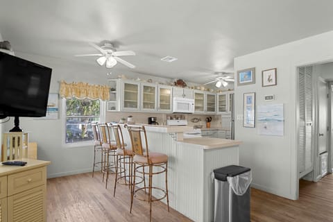 Coffee Anyone? - Pull up a stool to the breakfast bar and drink a morning cup of joe. It’s a great place to plan your day’s activities, gather your wits, and get ready for more quality time!