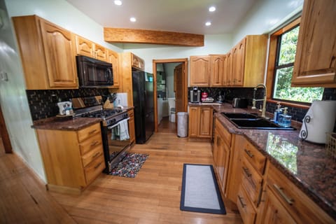 Fully equipped kitchen