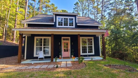 Welcome to our Charming Cottage...we are glad you are here!
