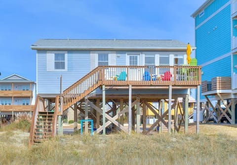 Ocean Side of House
GW 1.2023