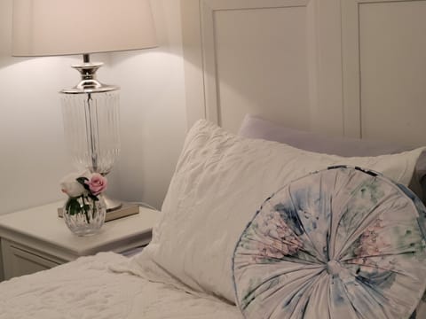 Hamptons bedroom with King sized bed